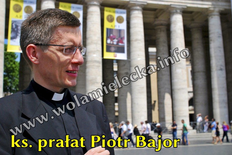 ks.pra�at Piotr Bajor